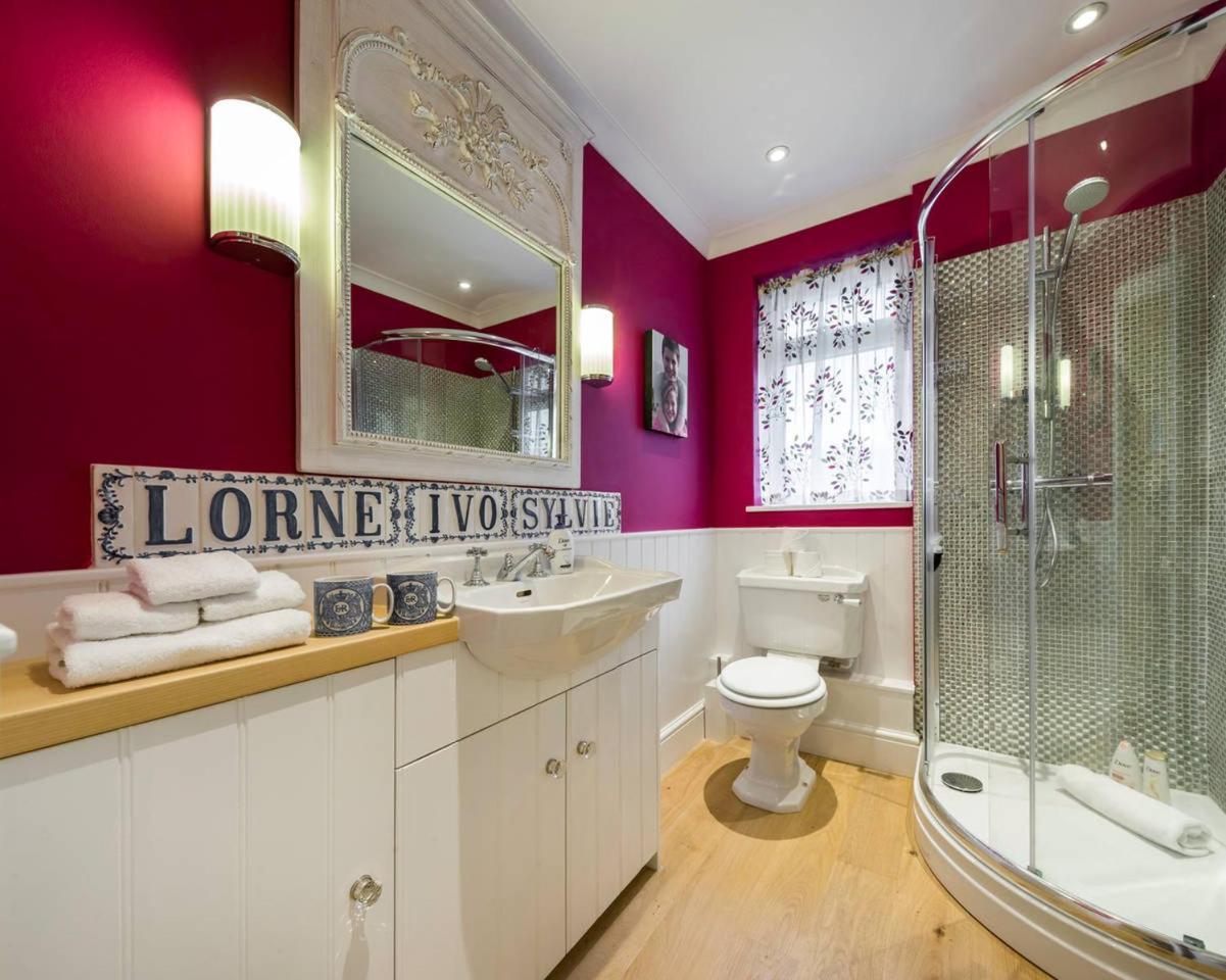 3 Bedroom Apartment On Portobello Road In Notting Hill Лондон Экстерьер фото